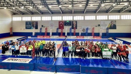 Okul Sporları Oturarak Voleybol Türkiye Şampiyonası Tamamlandı
